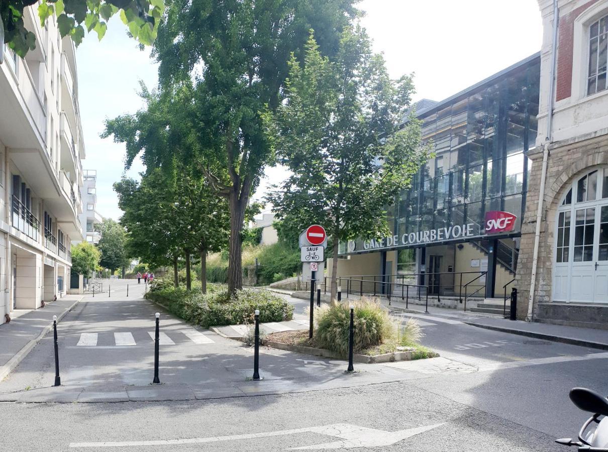 קורבוו Cozy Room In Paris Ladefense מראה חיצוני תמונה