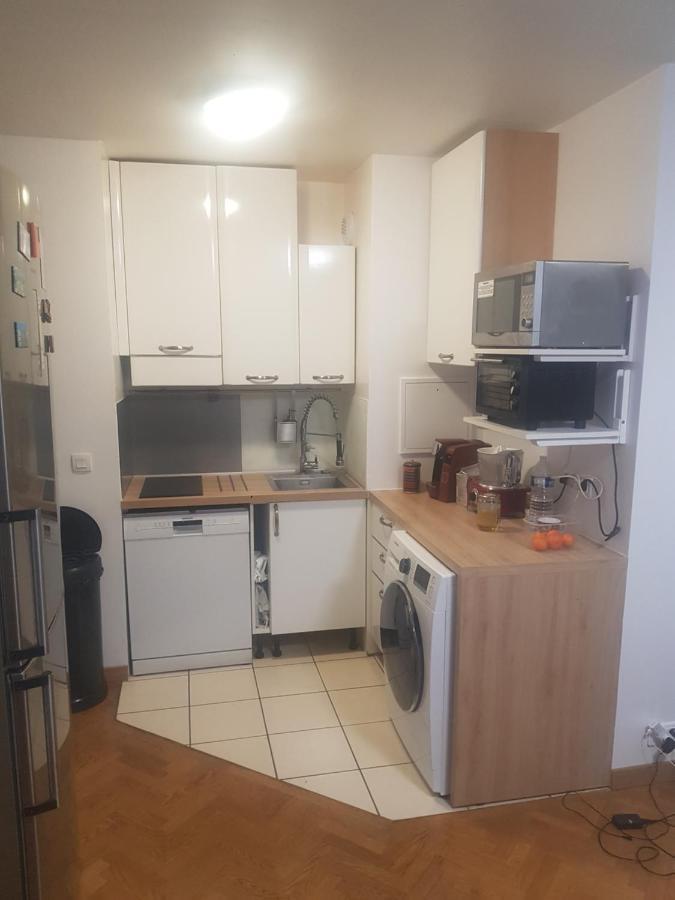 קורבוו Cozy Room In Paris Ladefense מראה חיצוני תמונה