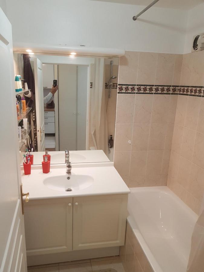 קורבוו Cozy Room In Paris Ladefense מראה חיצוני תמונה